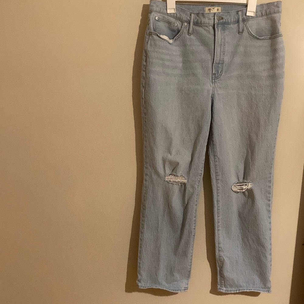 Madewell Perfect Vintage Straight Jean with knee distressing